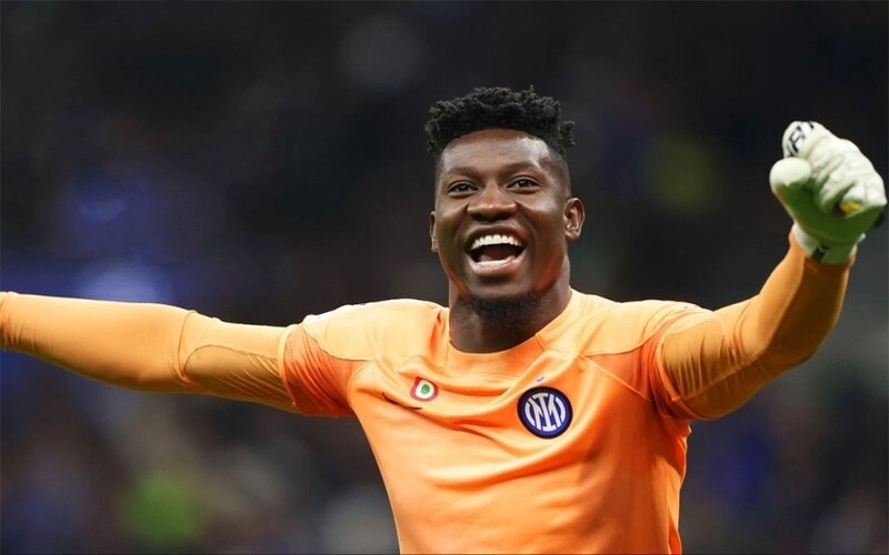 André Onana lựa chọn số một ở vị trí thủ môn tại đội hình MU